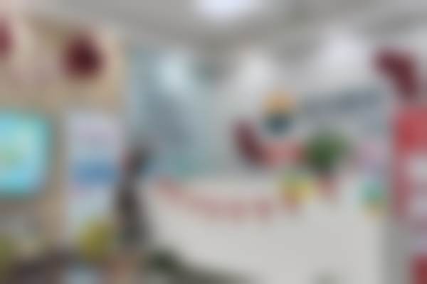 二、河南新乡益美口腔诊所（新一街店）医生团队，打造专精诊疗服务