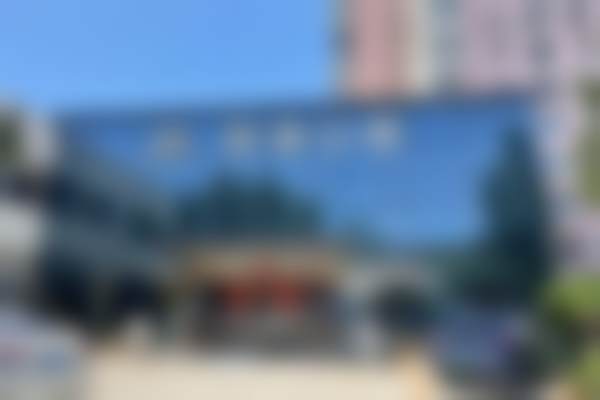 二、北京冠美口腔医院（太阳宫分院）医生团队，打造专精诊疗服务