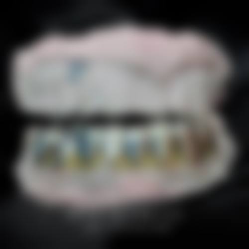 二、南通健卫口腔门诊部医生团队，打造专精诊疗服务