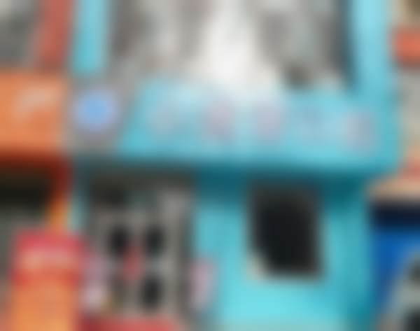 二、西宁小虎牙口腔门诊部医生团队，打造专精诊疗服务