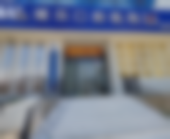 青岛维乐美口腔医院（黄岛总院）[全口/半口牙颌种植]19800元起：由军医大出身28年经验主任医师领衔，微创即刻种植，适配多种复杂缺牙情况