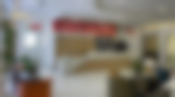 二、宝鸡艺佳口腔门诊部医生团队，打造专精诊疗服务