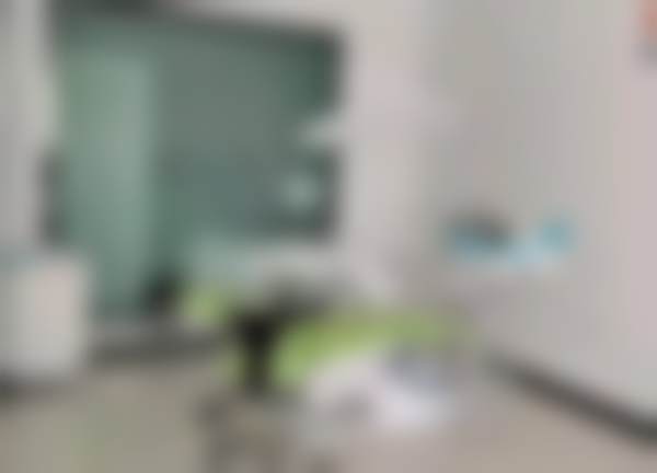 二、荆州沙市亚美尔口腔门诊部医生团队，打造专精诊疗服务