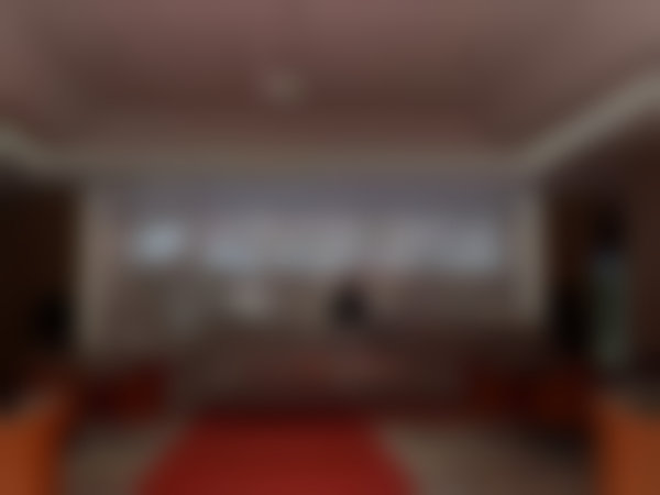 西宁中诺口腔医院[口腔种植]5000元/颗 拥有超3万颗种植量医师团队，可开展高难度穿颧种植，技术专业有保障