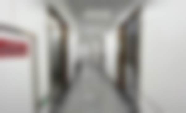 二、遵义红花岗齿名仕口腔门诊部医生团队，打造专精诊疗服务