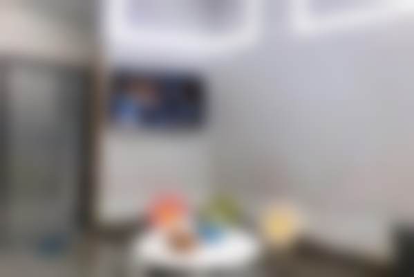 六、郑州冠齿口腔门诊部荣誉资质与患者口碑，见证品牌实力