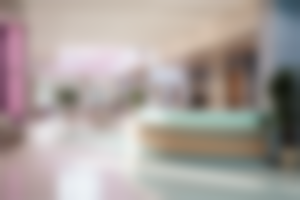 二、杭州口腔医院台州口腔门诊部医生团队,打造专精诊疗服务