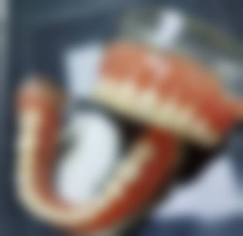 二、深圳口腔专科医院医生团队，打造专精诊疗服务