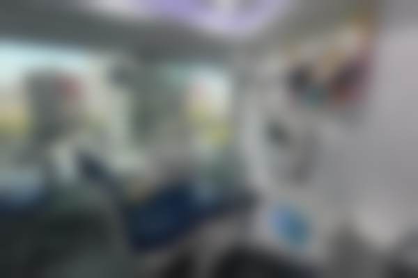 四、上海逸雅口腔门诊部设备介绍