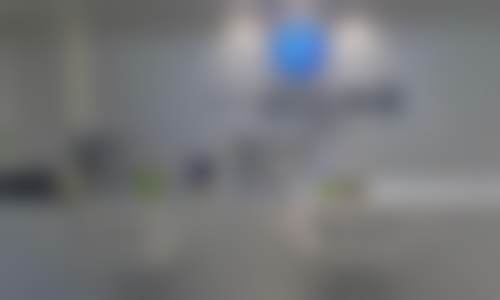 二、深圳拜博口腔门诊部医生团队,打造专精诊疗服务