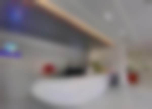 二、昆山鲸华口腔门诊部医生团队,打造专精诊疗服务