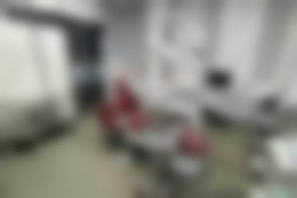 二、滁州来安鼎植家宁口腔门诊部医生团队，打造专精诊疗服务