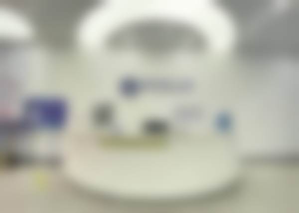 二、南京德牙联合口腔门诊部医生团队,打造专精诊疗服务