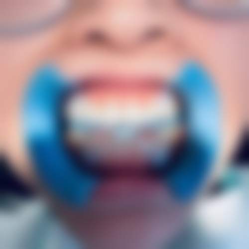 六、福建龙岩博恩口腔荣誉资质与患者口碑，见证品牌实力