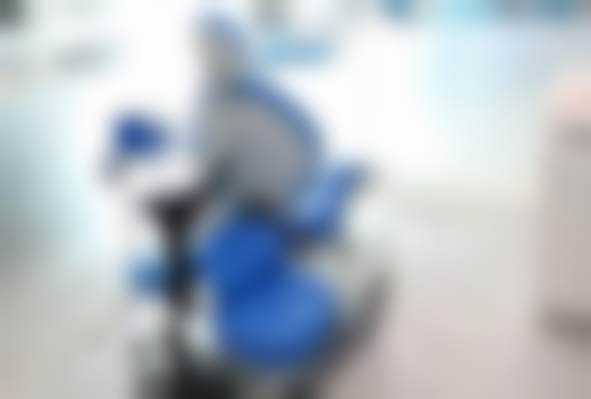 二、重庆渝博口腔门诊部（大渡口万达店）医生团队，打造专精诊疗服务