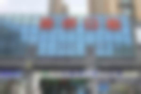 二、郑州二七康桥口腔门诊部医生团队，打造专精诊疗服务